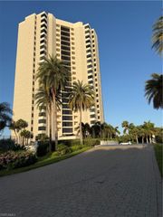 5555 Heron Point DR 101, Naples, FL 34108