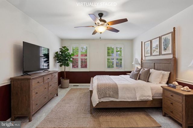 110 SUMMIT HALL RD, Gaithersburg, MD 20877