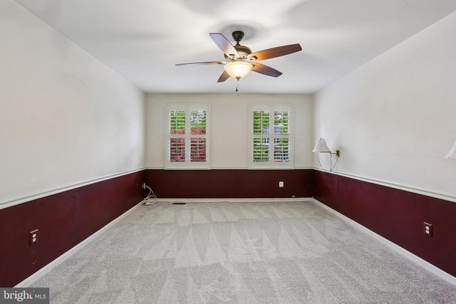 110 SUMMIT HALL RD, Gaithersburg, MD 20877