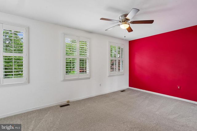 110 SUMMIT HALL RD, Gaithersburg, MD 20877