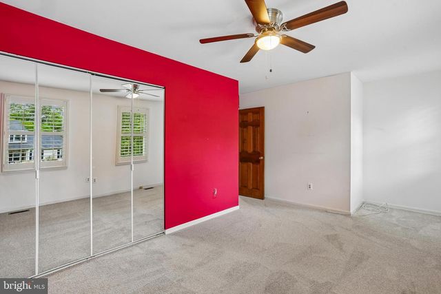 110 SUMMIT HALL RD, Gaithersburg, MD 20877