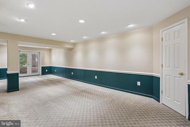 110 SUMMIT HALL RD, Gaithersburg, MD 20877