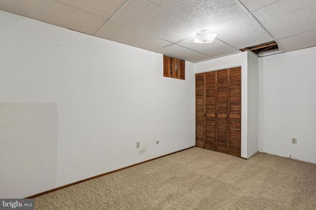 110 SUMMIT HALL RD, Gaithersburg, MD 20877