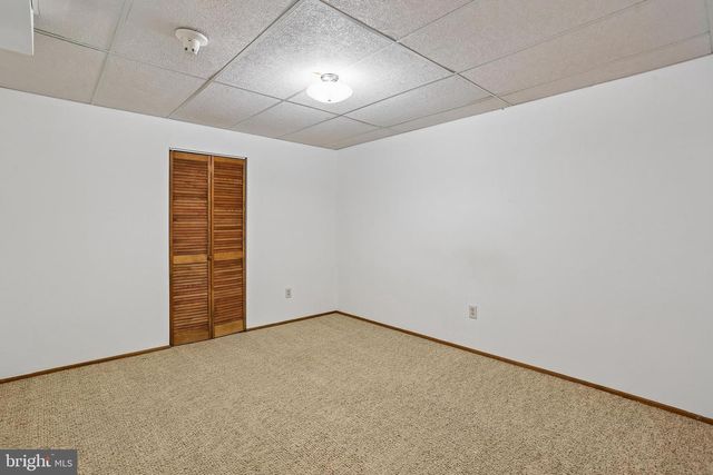 110 SUMMIT HALL RD, Gaithersburg, MD 20877