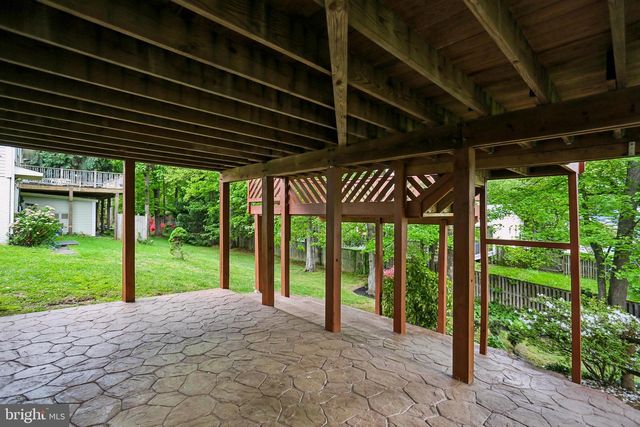 110 SUMMIT HALL RD, Gaithersburg, MD 20877