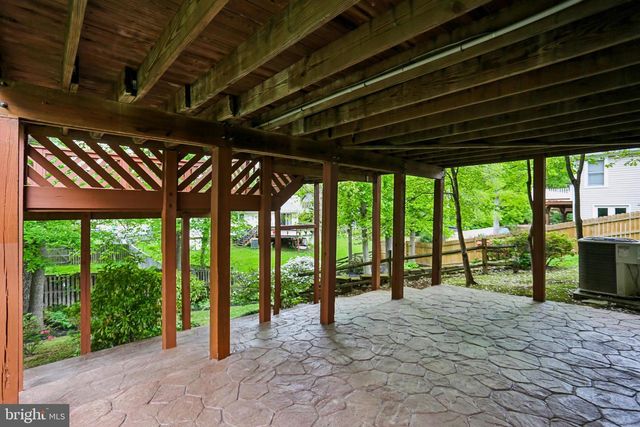 110 SUMMIT HALL RD, Gaithersburg, MD 20877