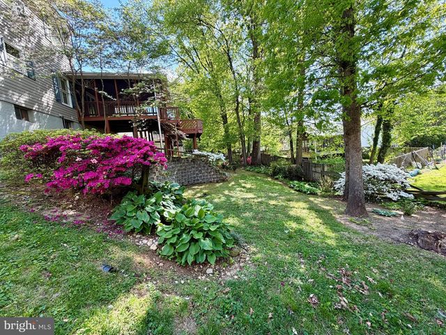 110 SUMMIT HALL RD, Gaithersburg, MD 20877