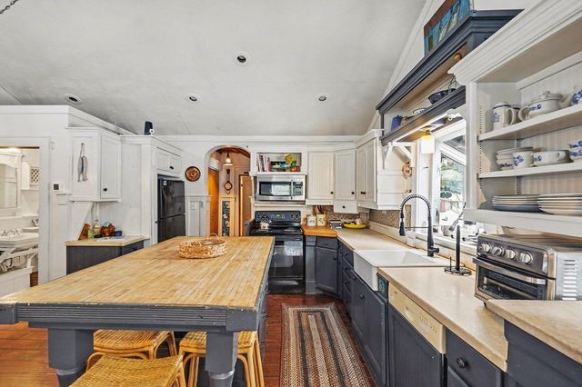 7774 E Saint Huberts Trail, Hesperia, MI 49421