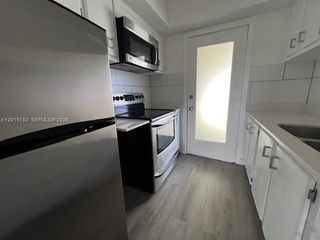 1350 E Sample Road 306, Pompano Beach, FL 33064