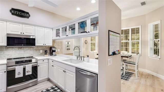 2306 64TH STREET W 17, Bradenton, FL 34209