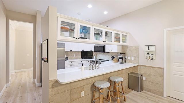 2306 64TH STREET W 17, Bradenton, FL 34209
