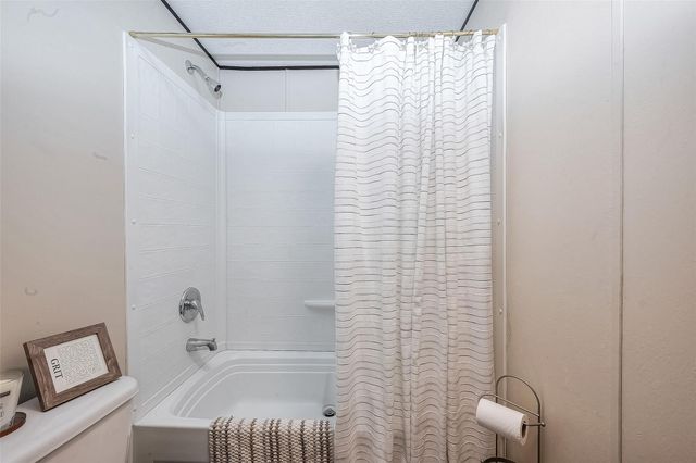 736 Road 7000, Cleveland, TX 77327