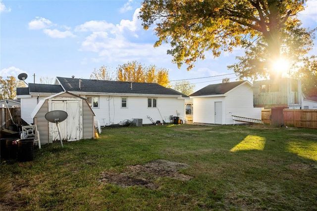 322 Warford Street, Perry, IA 50220
