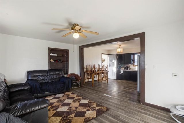 322 Warford Street, Perry, IA 50220