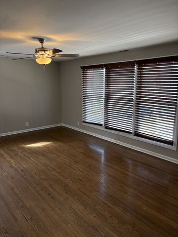 304 Hickory Dr, Old Hickory, TN 37138