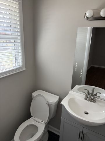 304 Hickory Dr, Old Hickory, TN 37138