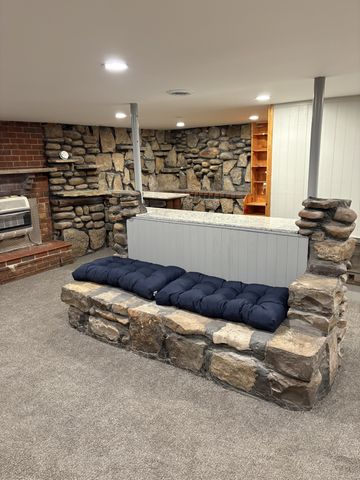 304 Hickory Dr, Old Hickory, TN 37138