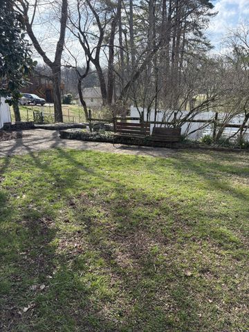 304 Hickory Dr, Old Hickory, TN 37138