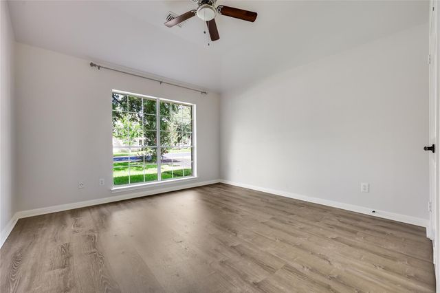 8928 La Siesta BND, Austin, TX 78749