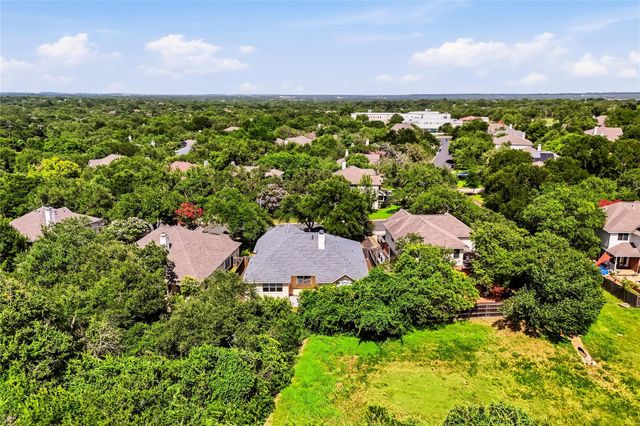8928 La Siesta BND, Austin, TX 78749