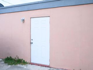 438 ROSELAND Drive studio 2, West Palm Beach, FL 33405