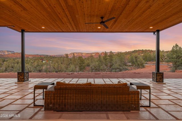 10 Amber Cliffs Way, Sedona, AZ 86336
