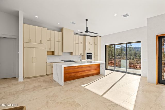 10 Amber Cliffs Way, Sedona, AZ 86336