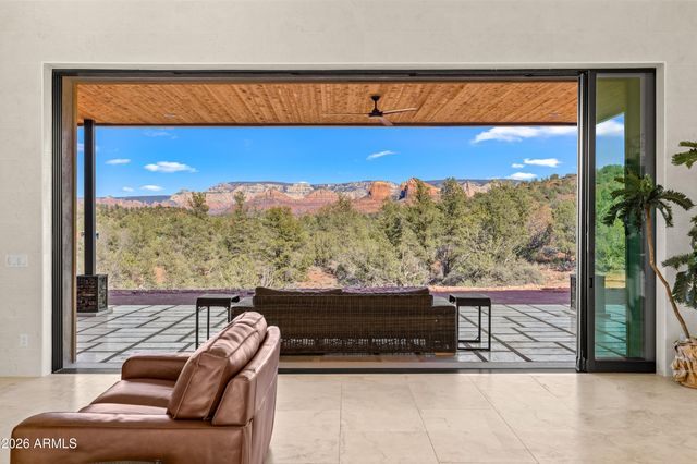 10 Amber Cliffs Way, Sedona, AZ 86336