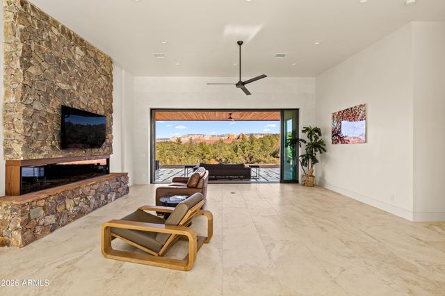 10 Amber Cliffs Way, Sedona, AZ 86336