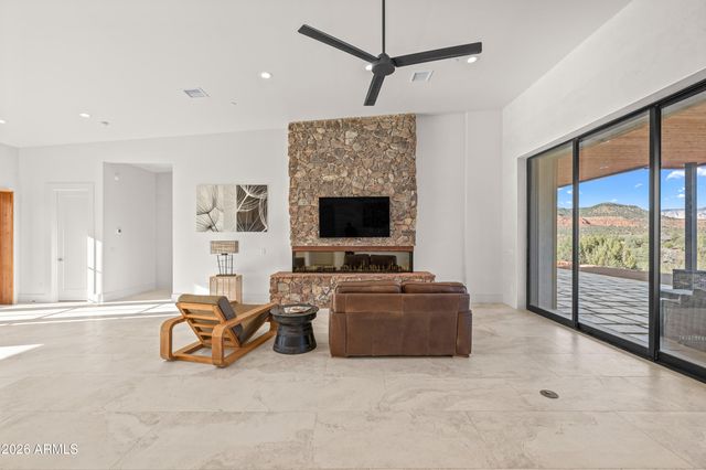 10 Amber Cliffs Way, Sedona, AZ 86336