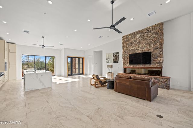 10 Amber Cliffs Way, Sedona, AZ 86336