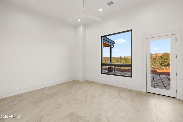 10 Amber Cliffs Way, Sedona, AZ 86336