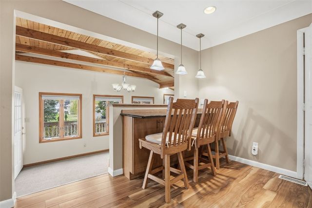 165 Timber Lane, Robins, IA 52328