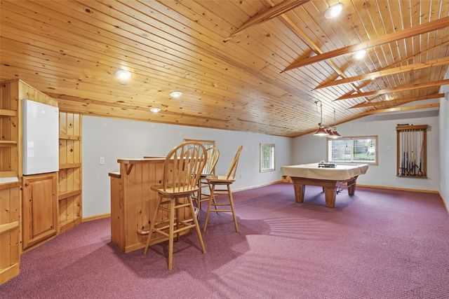 165 Timber Lane, Robins, IA 52328