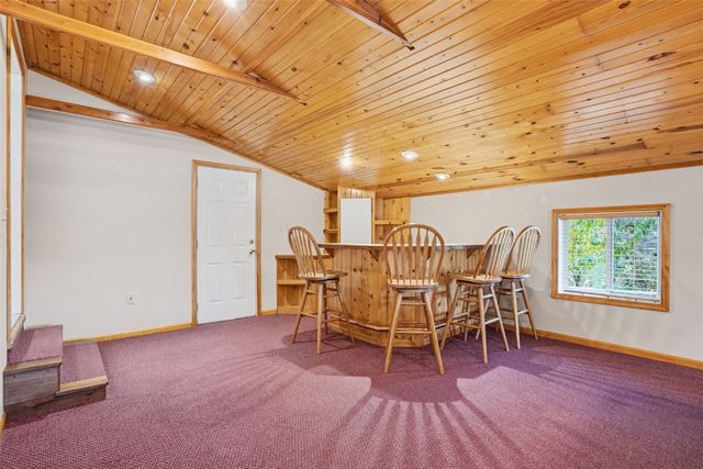 165 Timber Lane, Robins, IA 52328