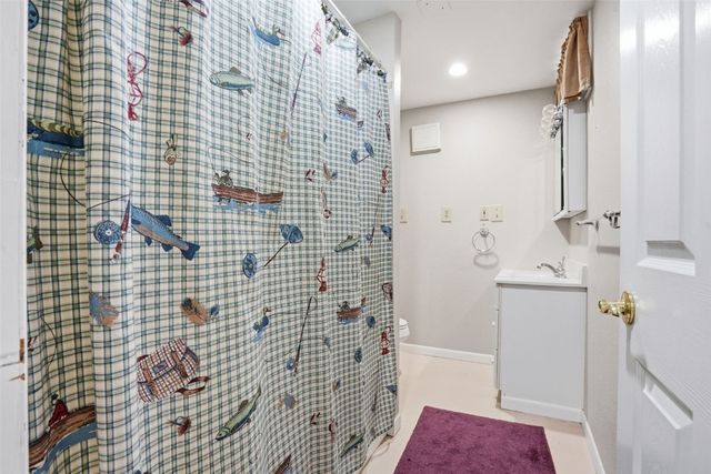 165 Timber Lane, Robins, IA 52328