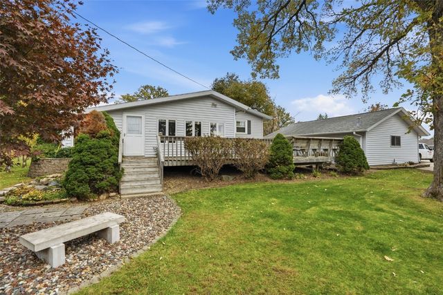 165 Timber Lane, Robins, IA 52328