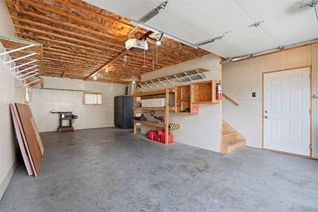 165 Timber Lane, Robins, IA 52328