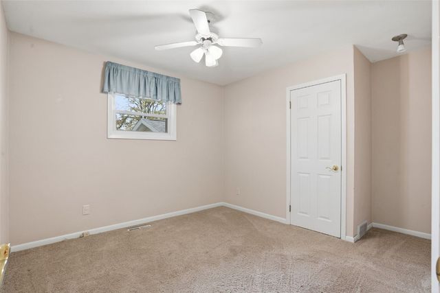 165 Timber Lane, Robins, IA 52328