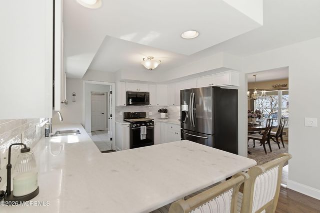 19 Shasta Lane, Toms River, NJ 08753