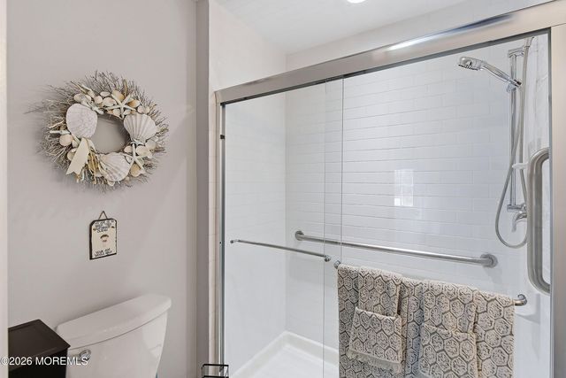 19 Shasta Lane, Toms River, NJ 08753