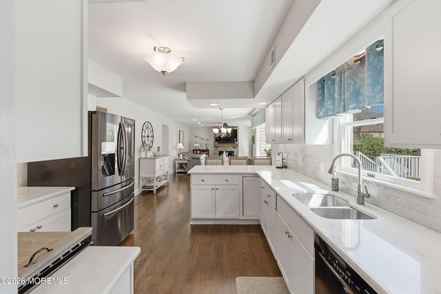 19 Shasta Lane, Toms River, NJ 08753