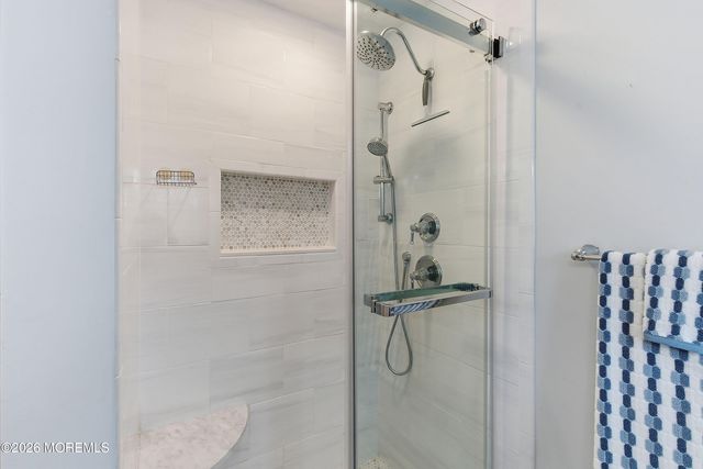 19 Shasta Lane, Toms River, NJ 08753