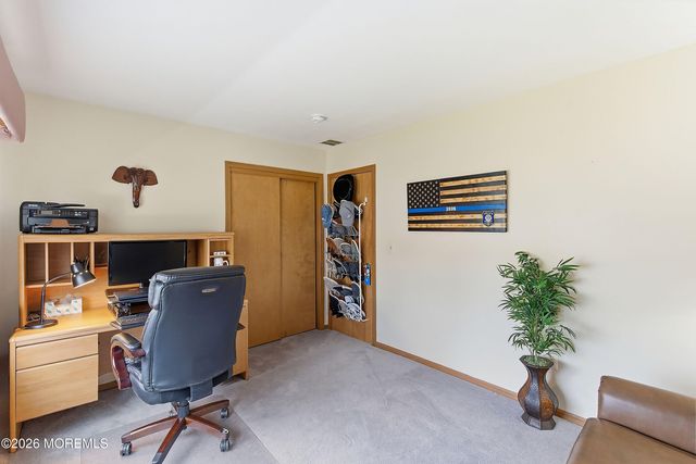 19 Shasta Lane, Toms River, NJ 08753