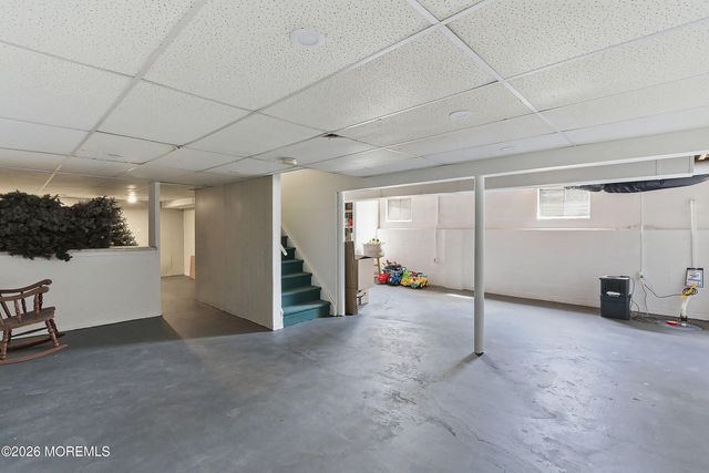 19 Shasta Lane, Toms River, NJ 08753