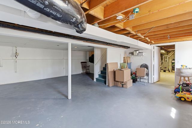 19 Shasta Lane, Toms River, NJ 08753