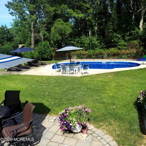 19 Shasta Lane, Toms River, NJ 08753