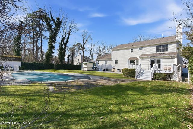 19 Shasta Lane, Toms River, NJ 08753