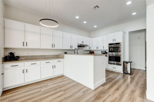 11251 La Madre Ridge Drive, Las Vegas, NV 89135