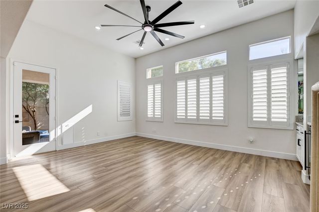 11251 La Madre Ridge Drive, Las Vegas, NV 89135